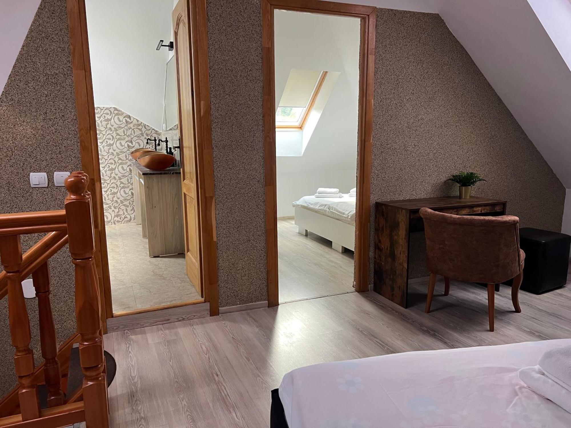 Casa Braneana- Restaurant Pensiune Bran (Brasov)